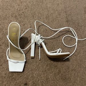 Open toe ankle ultra strappy going out heals